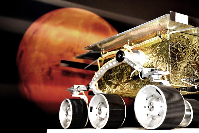 Marsmobil in der Ausstellung «Magnetika – Eine Ausstellung über die Kraft des Elektromagnetismus», die im Rahmen der Hellen Nacht in Densbüren besichtigt werden kann. Copyright: Magnetika / Lifa AG